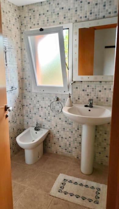 Penthouse Paradiso: 2Br Oasis In Casares Del Sol 外观 照片