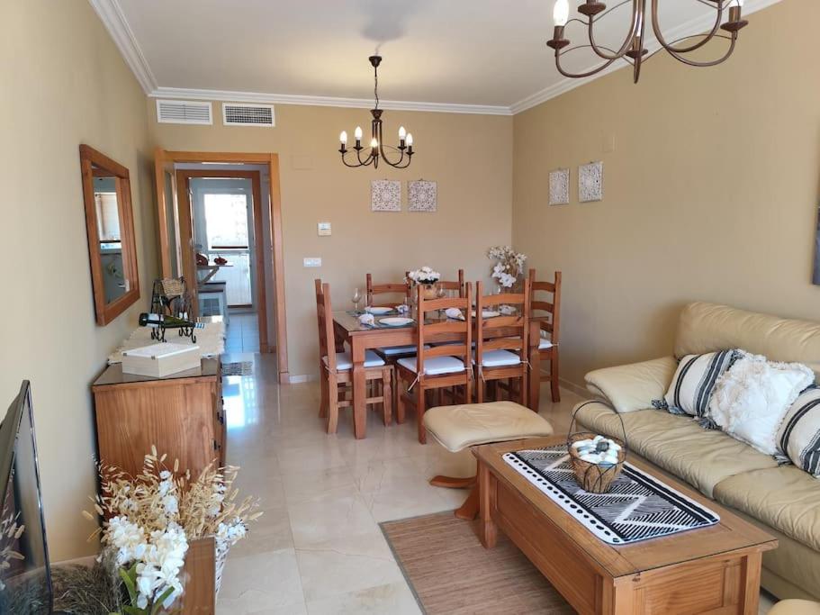 Penthouse Paradiso: 2Br Oasis In Casares Del Sol 外观 照片